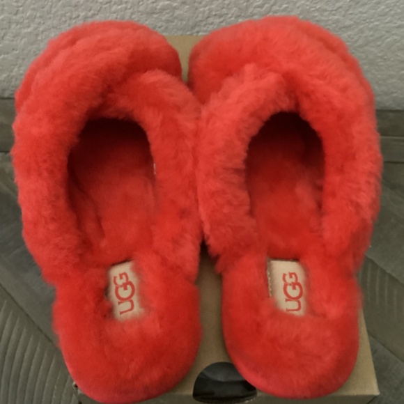 UGG® Scuffita Fluffy Slip-On Sandals - Picture 5 of 9